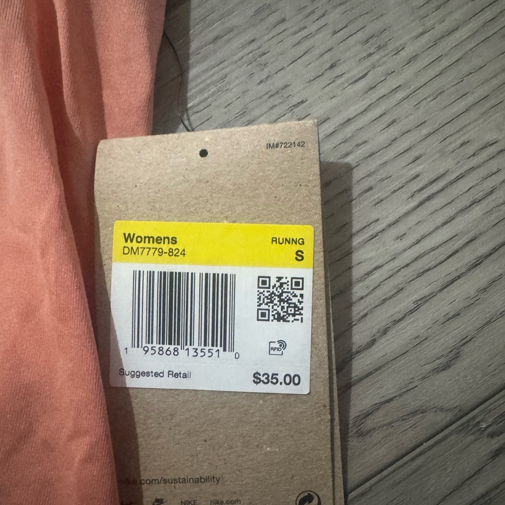 Women's workout nike coral tanktop